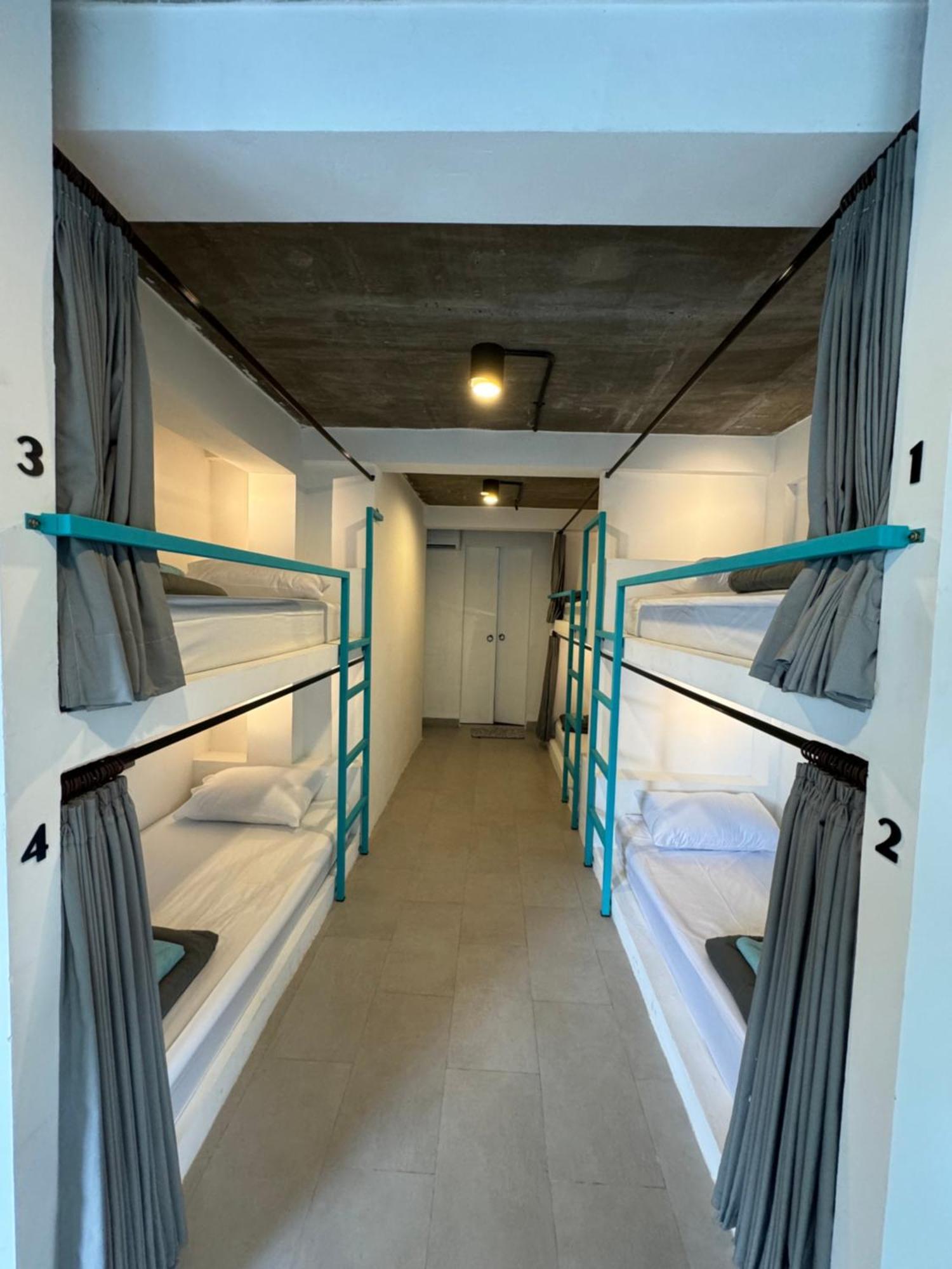 Canggu Central Hostel ภายนอก รูปภาพ