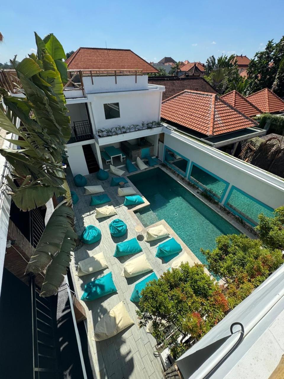 Canggu Central Hostel ภายนอก รูปภาพ